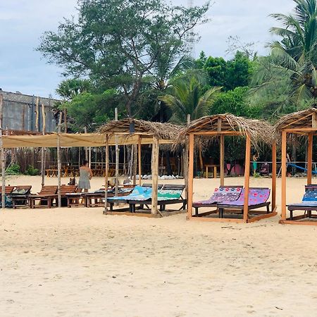 Breezy Beach Cabanas Arugam Kudah Eksteriør bilde