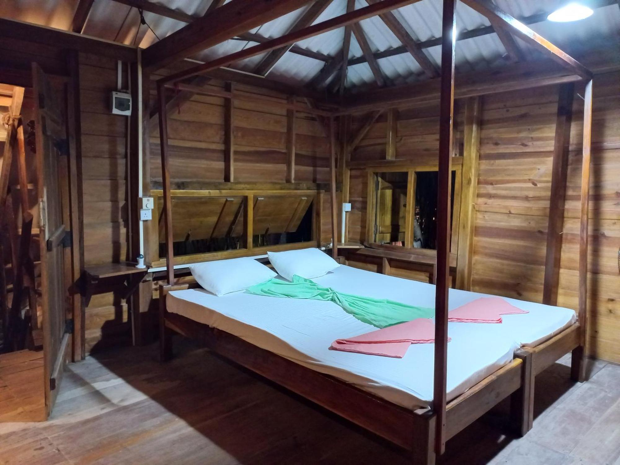 Breezy Beach Cabanas Arugam Kudah Eksteriør bilde
