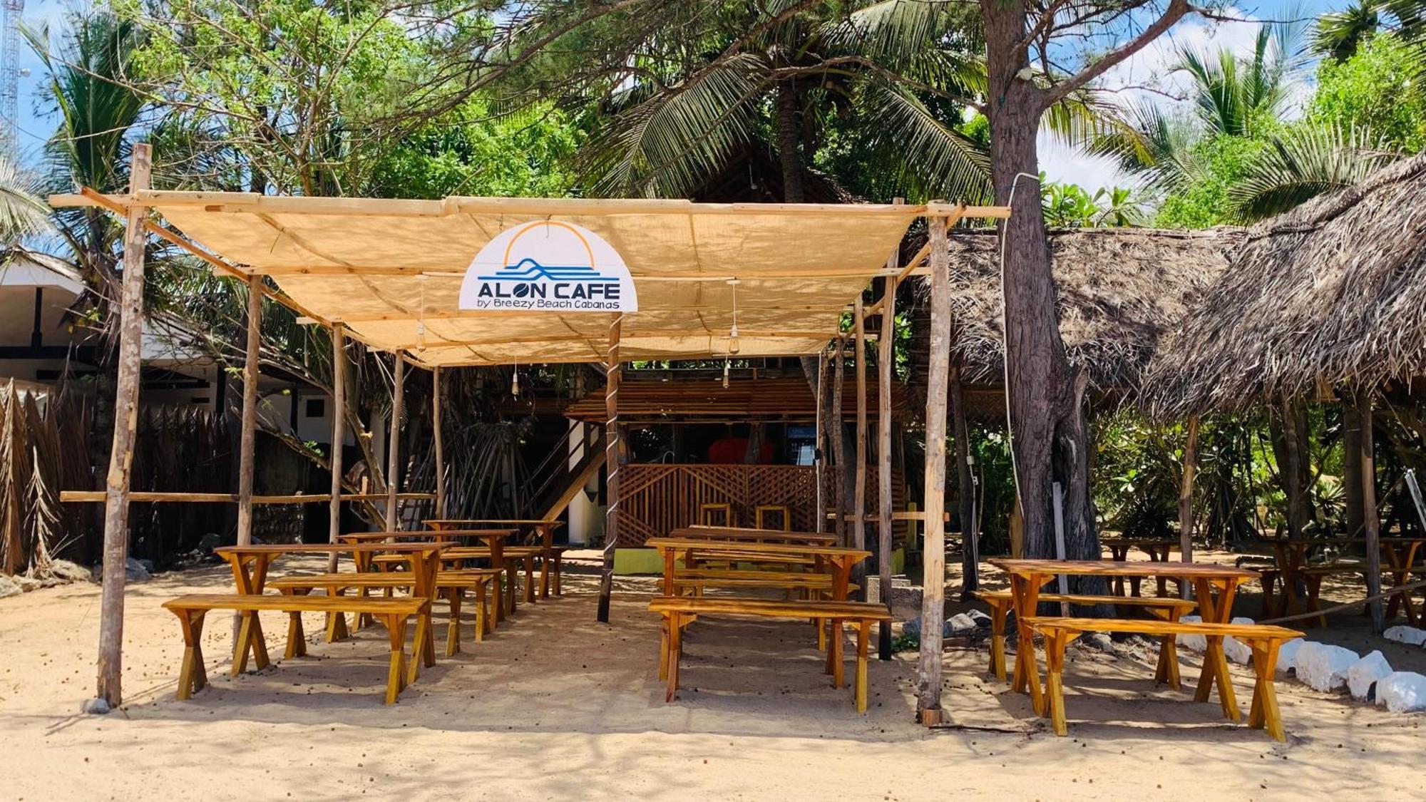 Breezy Beach Cabanas Arugam Kudah Eksteriør bilde